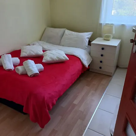 Casa vacanze Junona Dom 10 -15 Os Z Ogrodem, Obok Stegna I Jantar, Morze Bez Tlumow