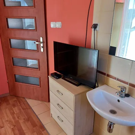 Junona Dom 10 -15 Os Z Ogrodem, Obok Stegna I Jantar, Morze Bez Tlumow Casa vacanze Junoszyno