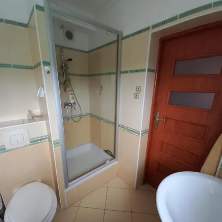 Holiday home Junona Dom 10 -15 Os Z Ogrodem, Obok Stegna I Jantar, Morze Bez Tlumow *