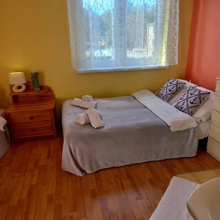 Junona Dom 10 -15 Os Z Ogrodem, Obok Stegna I Jantar, Morze Bez Tlumow Holiday home Junoszyno