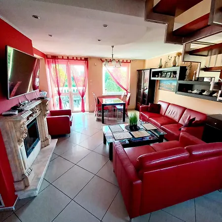 Junona Dom 10 -15 Os Z Ogrodem, Obok Stegna I Jantar, Morze Bez Tlumow Casa vacanze *