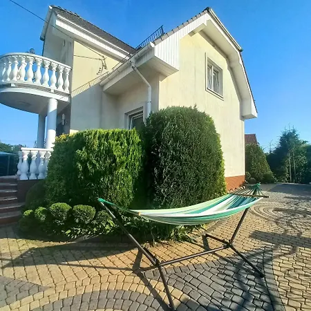 Junona Dom 10 -15 Os Z Ogrodem, Obok Stegna I Jantar, Morze Bez Tlumow * Junoszyno